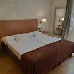 Leyendas Hotel 3*