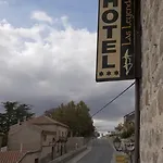 Hotel Leyendas