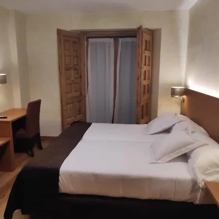 Hotel Leyendas