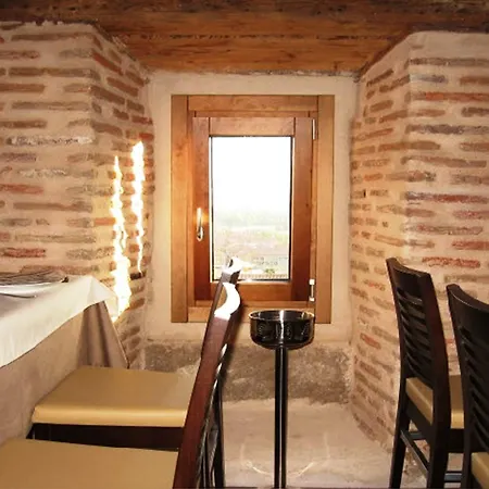 Leyendas Hotel 3*