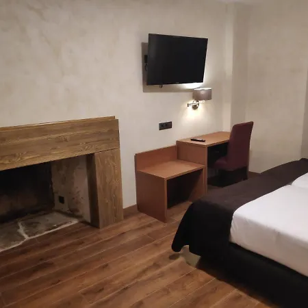 Leyendas Hotel 3*