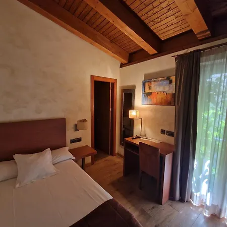 Leyendas Hotel