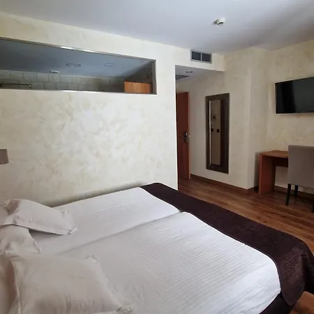 Hotel Leyendas 3*