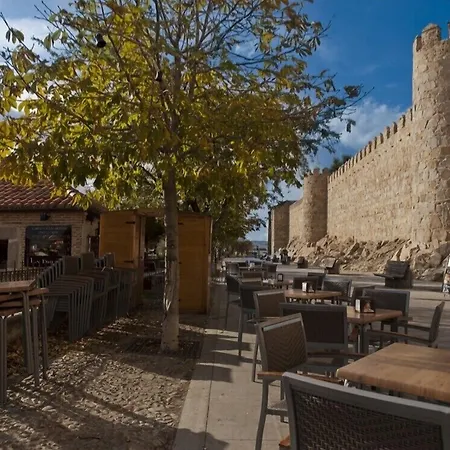 فندق Leyendas Ávila