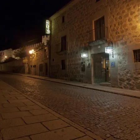 فندق Leyendas 3*