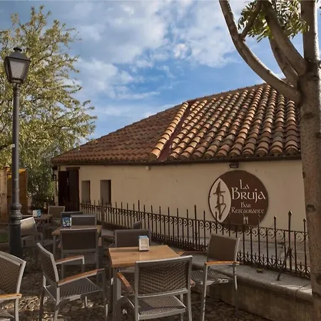 Leyendas فندق 3*