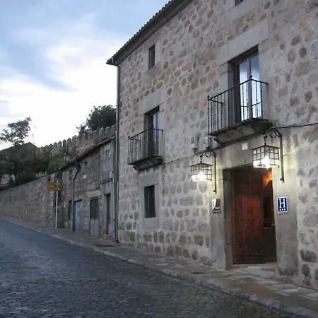 فندق Leyendas Ávila